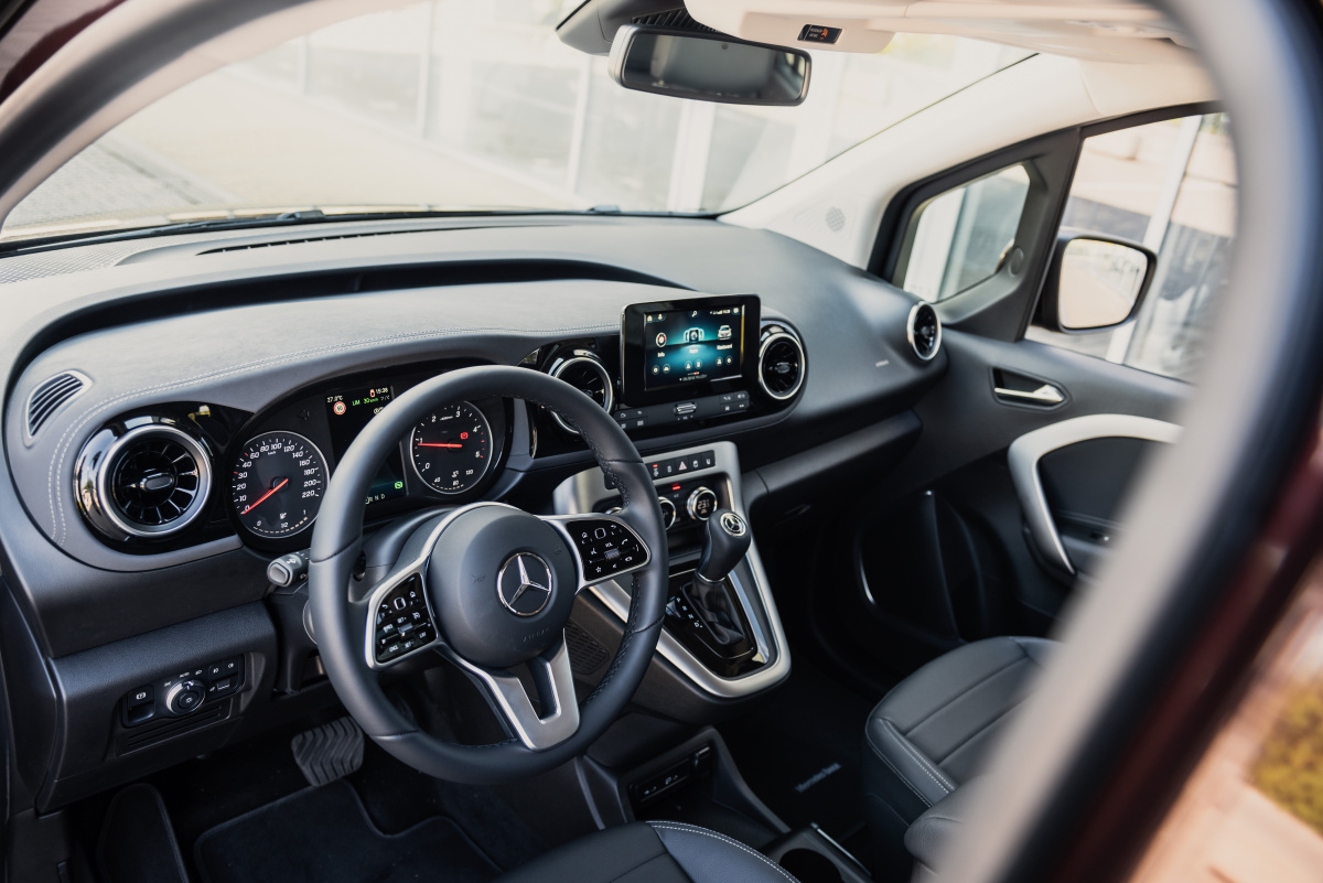 mercedes-benz-t-180d_14