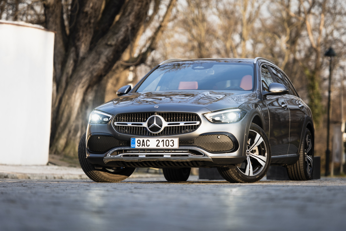 mercedes-benz-tridy-c-all-terrain-220d_07