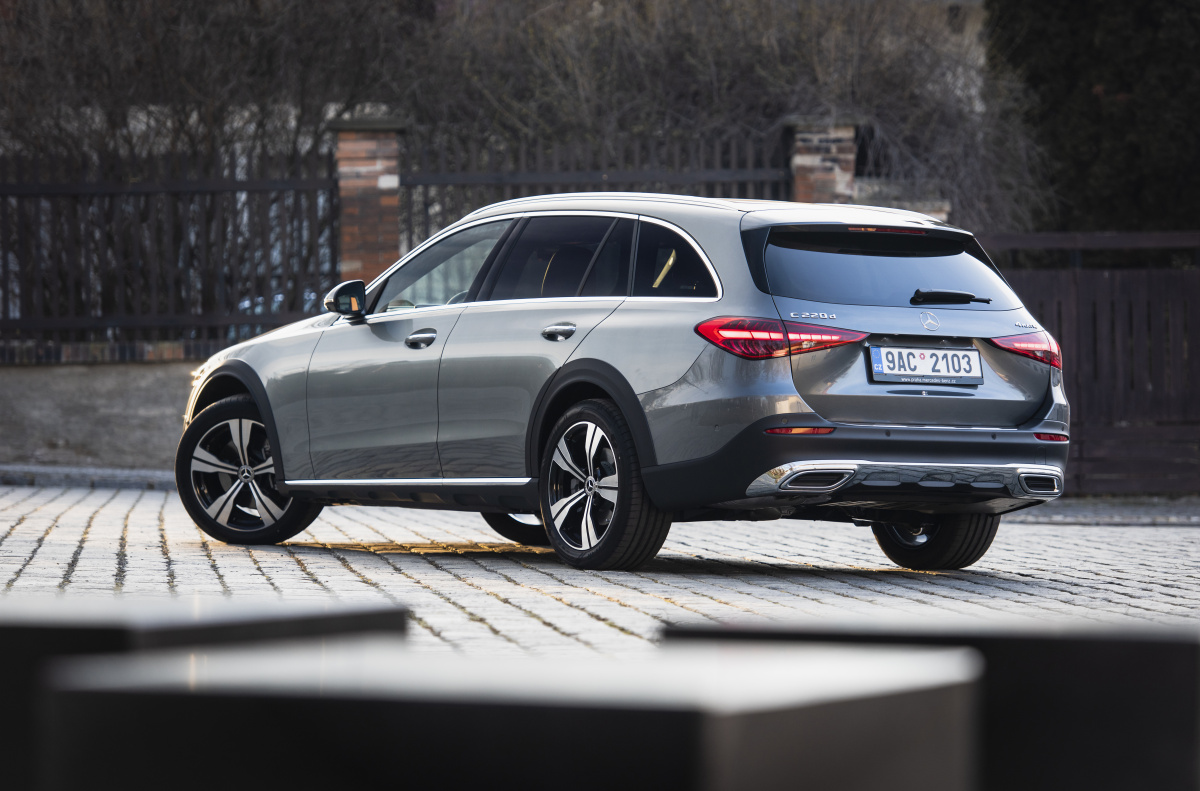 mercedes-benz-tridy-c-all-terrain-220d_11