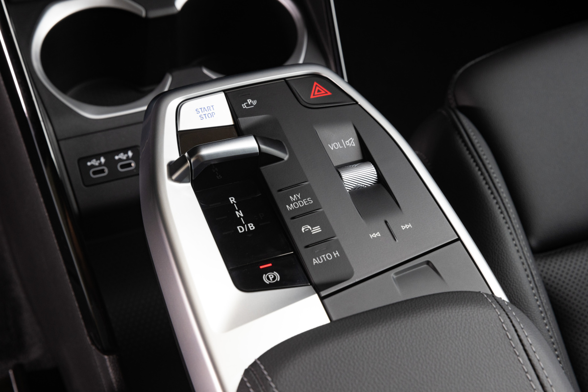 BMW iX1 xDrive30
