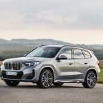 p90479800_highres_bmw-ix1-xdrive30-09