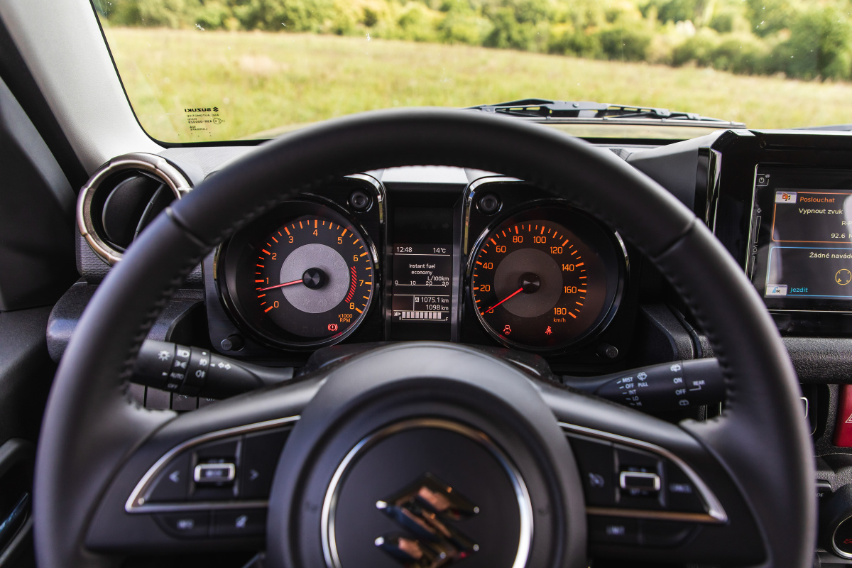 suzuki_jimny_5d_104