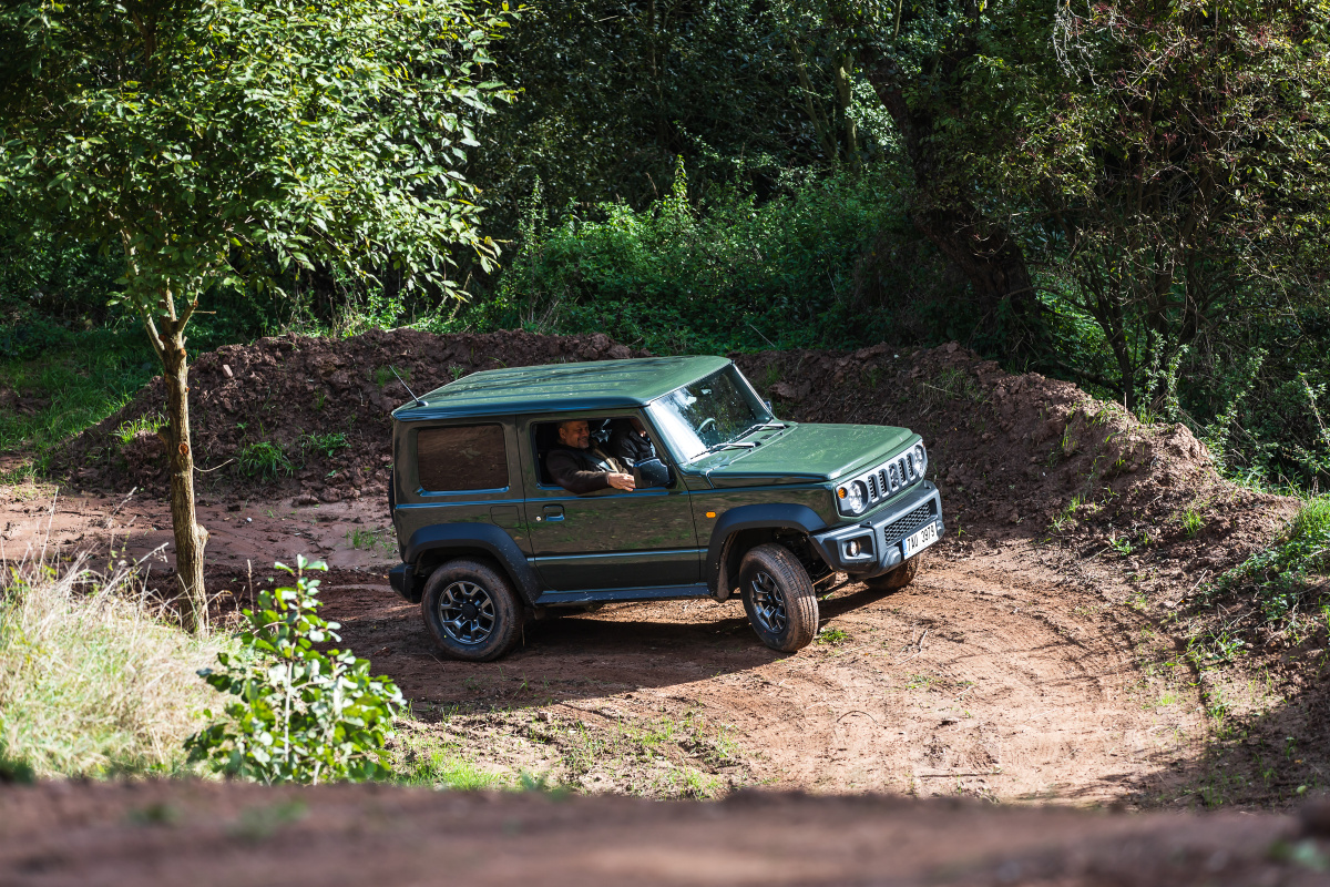 suzuki_jimny_6d2_26