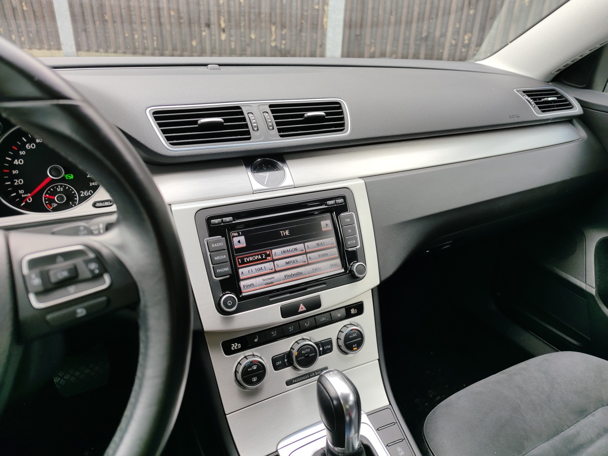 volkswagen-passat-14