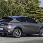 2022-alfa_romeo_tonale_plug-in_hybrid_q4-4