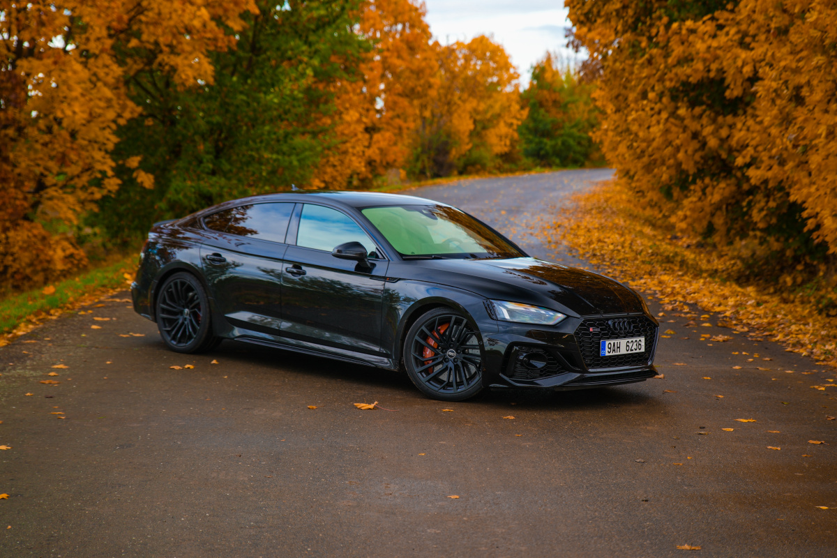 audi-rs-5-sportback-1