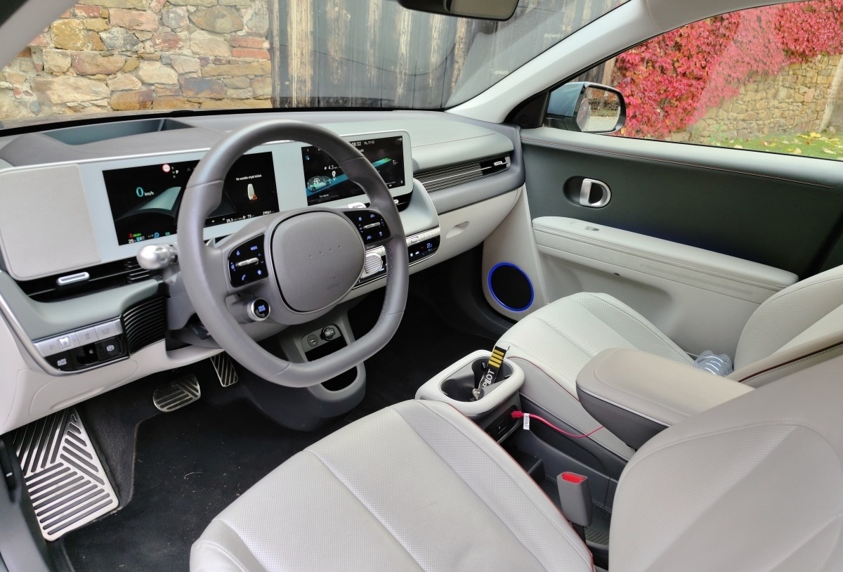 hyundai-ioniq-5-2022-12