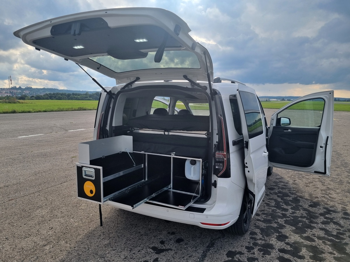 vw-caddy-2022-23