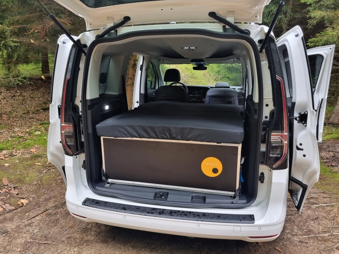 vw-caddy-2022-26