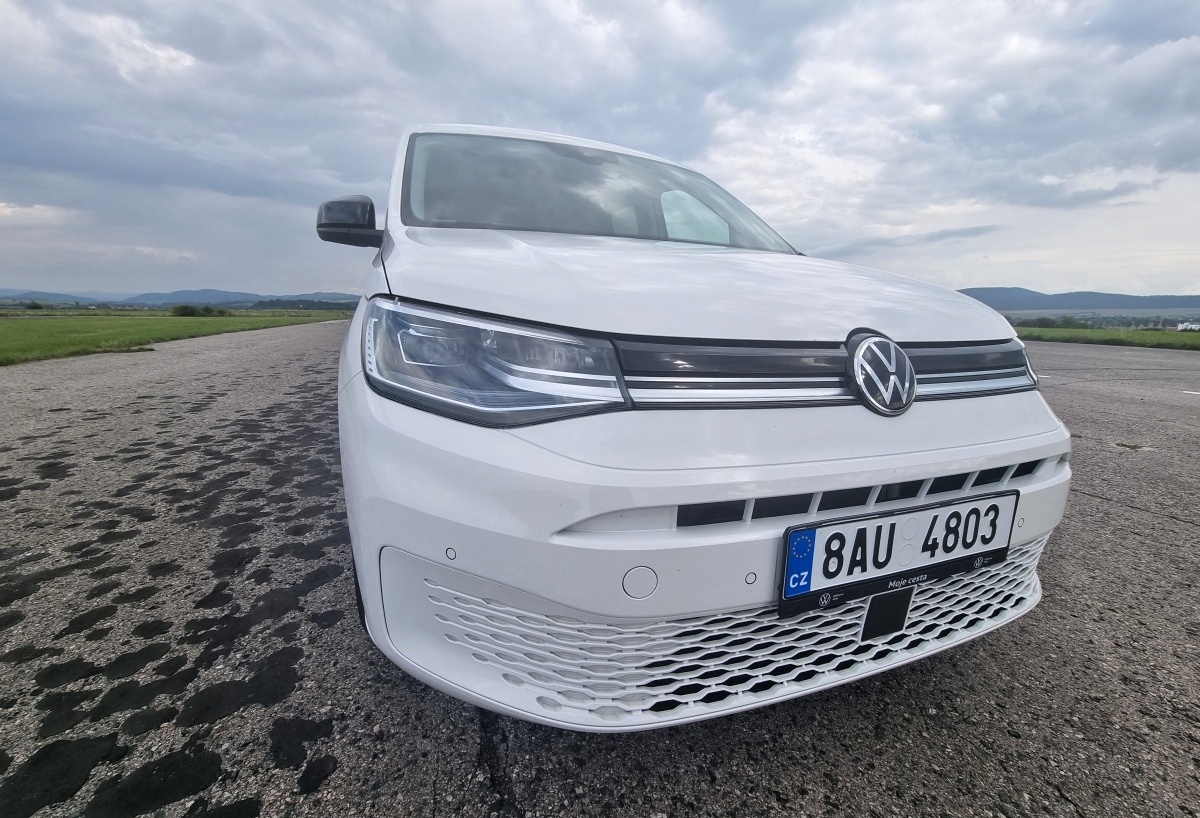 vw-caddy-2022-9