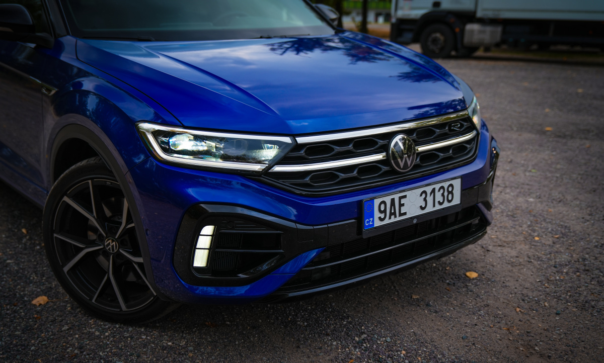 vw-t-roc-r-2022-13