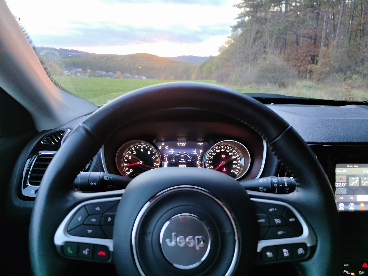 jeep-compass-21