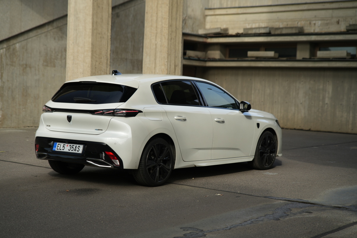 peugeot-308-2022-21