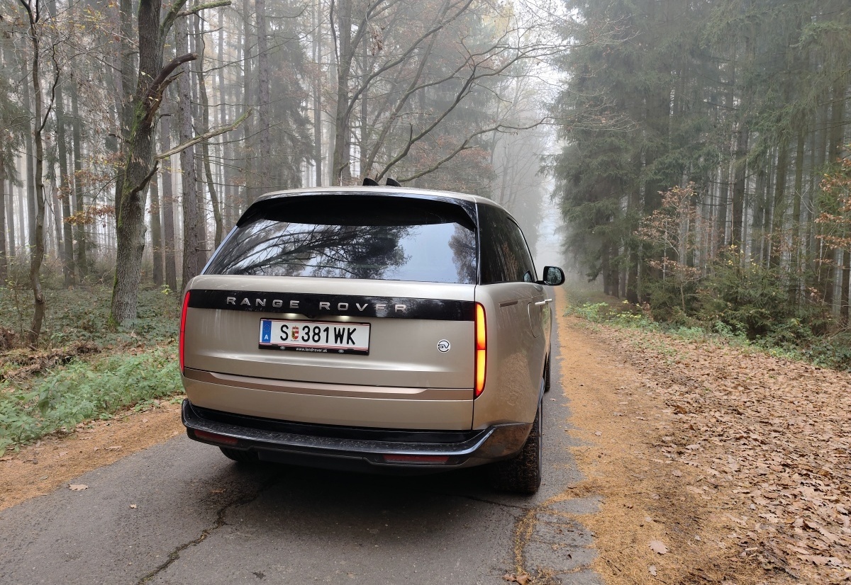 range-rover-2022-23