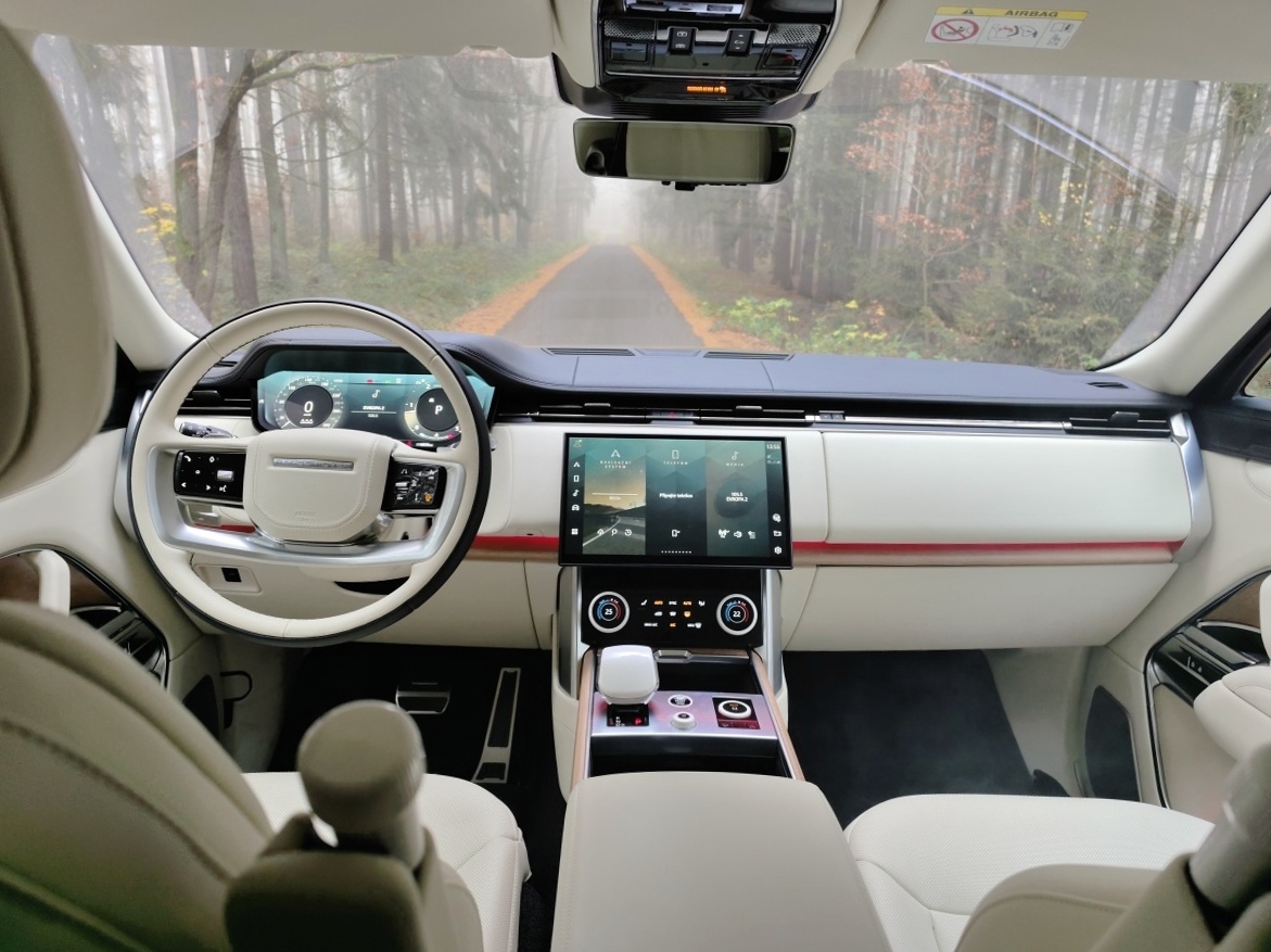 range-rover-2022-34