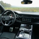 audi-sq8-2023-14