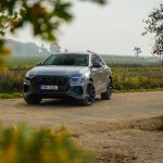 audi-sq8-2023-17