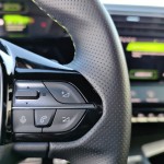 peugeot-308-sw-2023-18