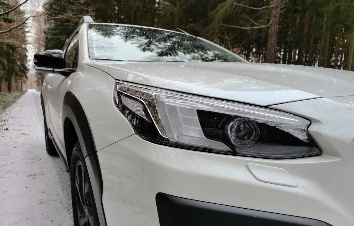 subaru-outback-2023-19