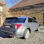 ford-explorer-2023-10