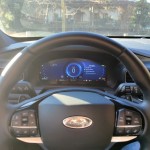 ford-explorer-2023-21