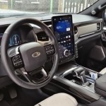 ford-f150-lightning-2023-22