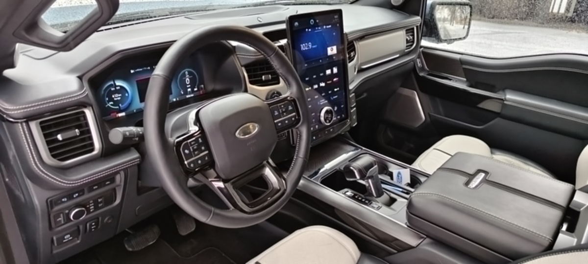 ford-f150-lightning-2023-23
