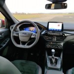 ford-kuga-2023-23