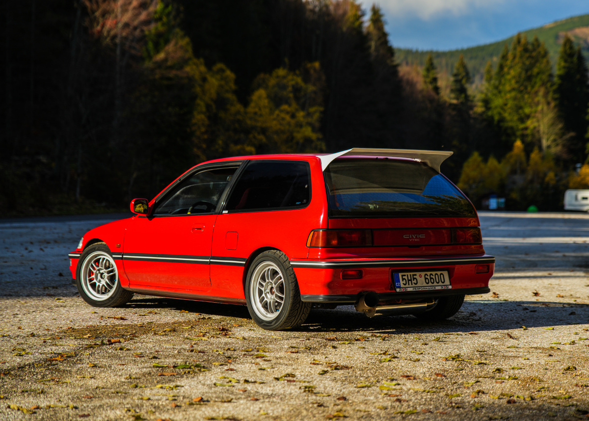 honda-civic-1-6i-vt-ee9-11