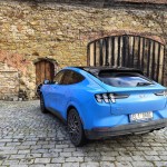mustang-mach-e-gt-2023-11
