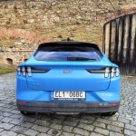 mustang-mach-e-gt-2023-15