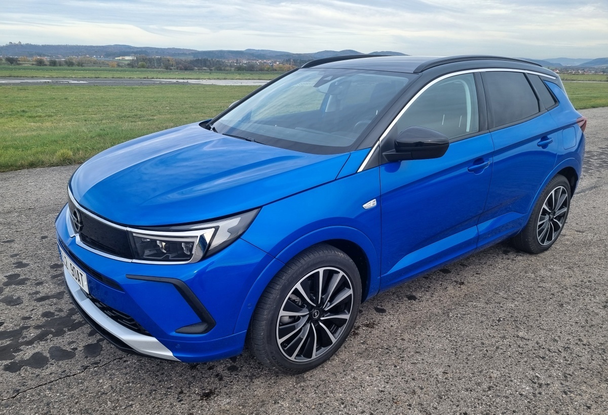 opel-grandland-2023-2