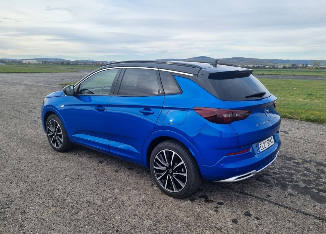 opel-grandland-2023-4