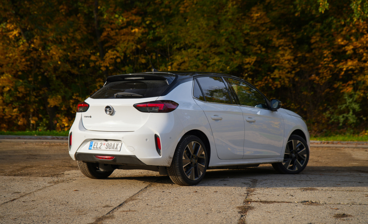 opel-corsa-e-2023-11