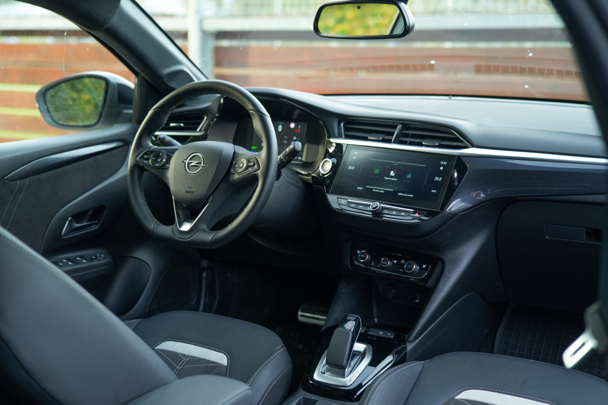 opel-corsa-e-2023-19