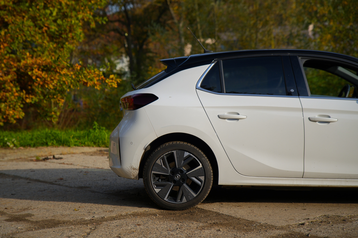 opel-corsa-e-2023-5