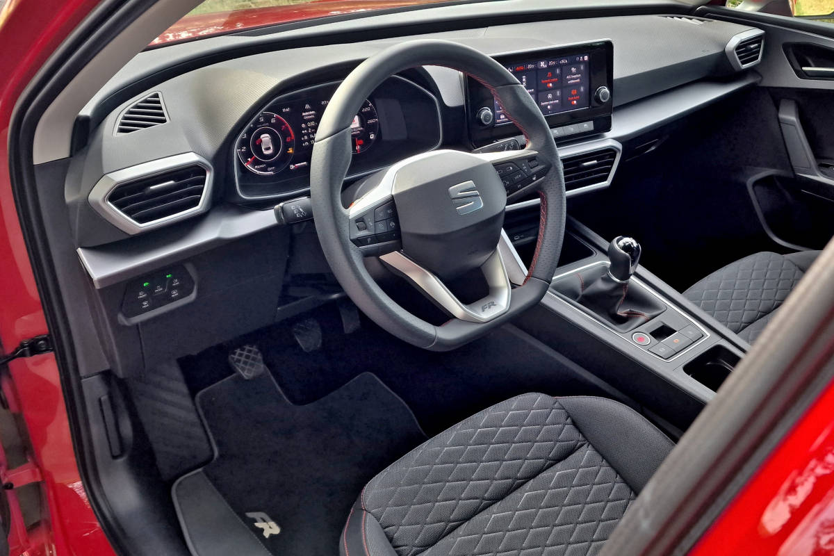 seat-leon-2023-14