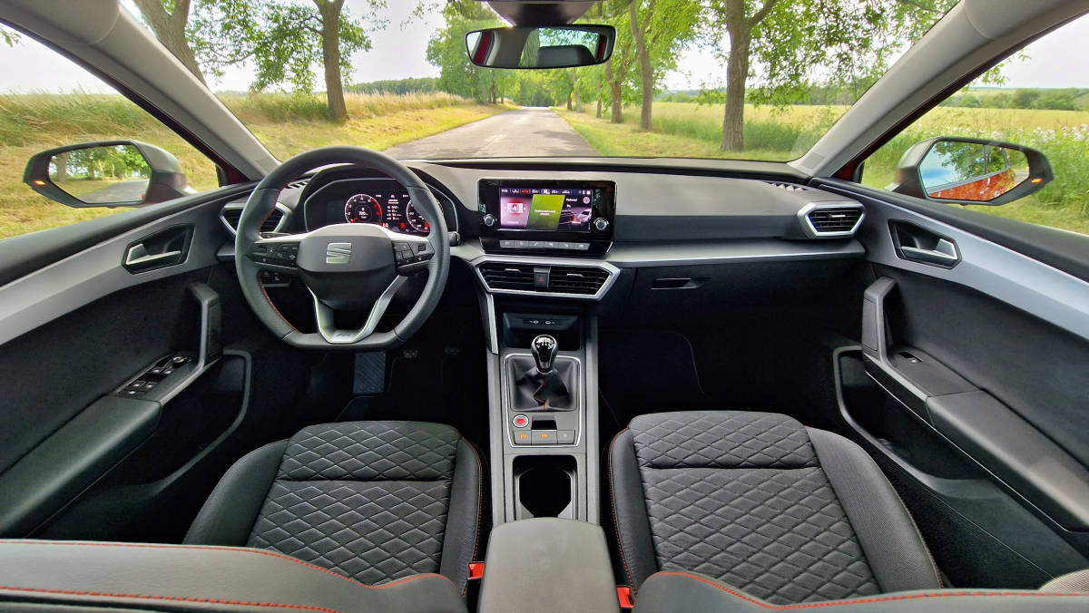 seat-leon-2023-16