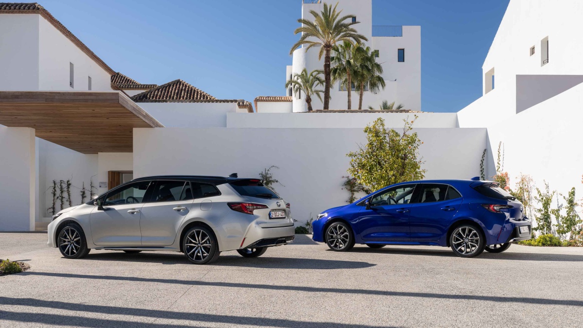 2023-corolla-dpl-combo-shots_02