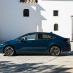 2023-corolla-sedan-dpl_03
