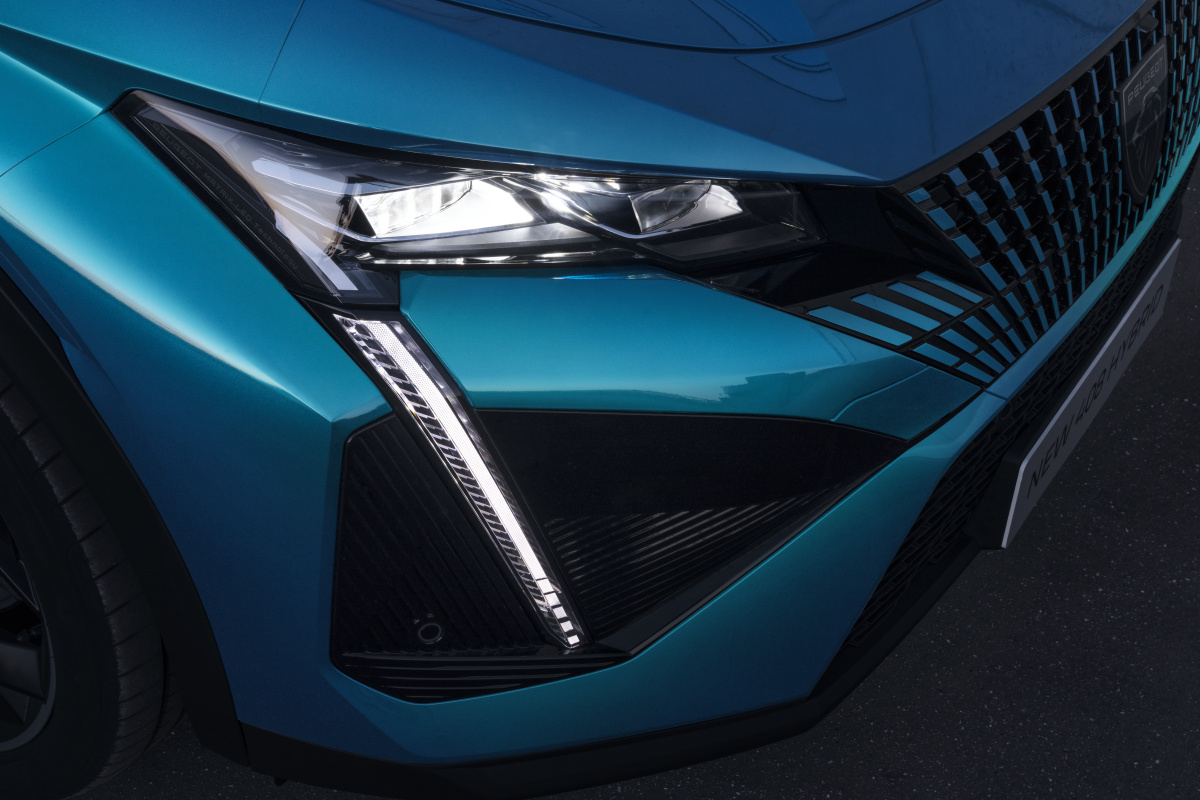 peugeot_408phev_2022_220_fr