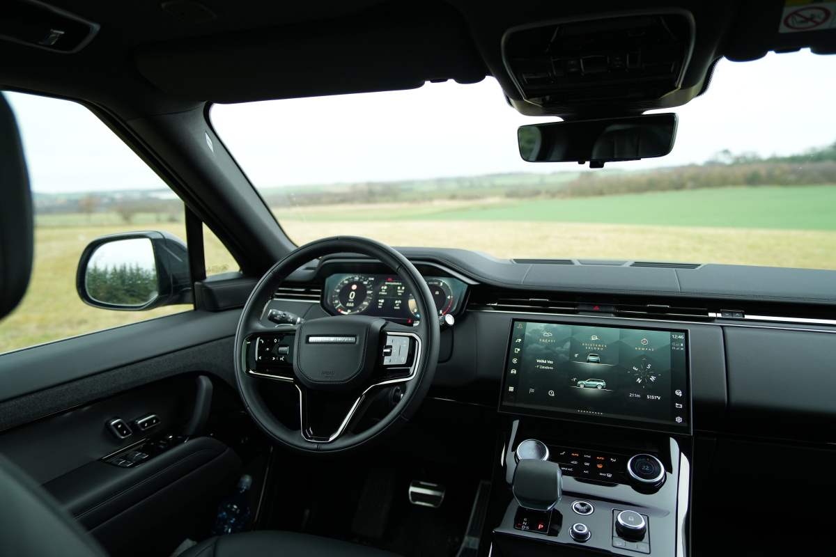 range-rover-sport-2023-23