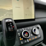 land-rover-defender-130-2023-16
