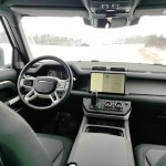 land-rover-defender-130-2023-22