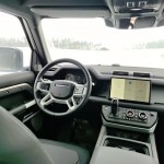 land-rover-defender-130-2023-23