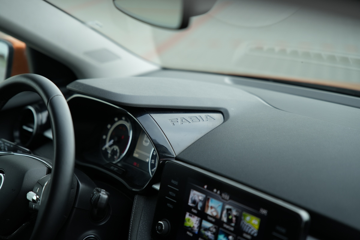 skoda-fabia-2023-13