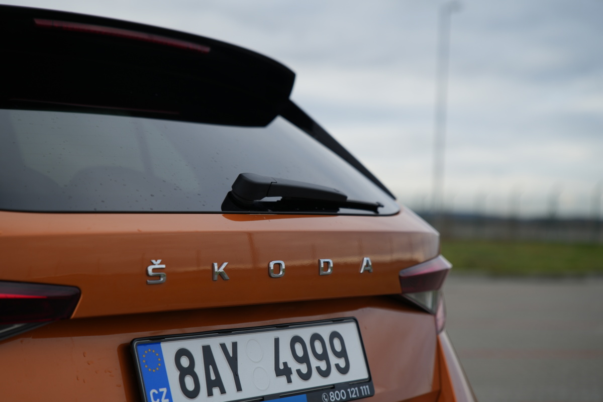 skoda-fabia-2023-5