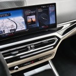 bmw-330e-2023-17