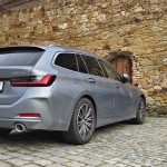 bmw-330e-2023-29