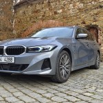 bmw-330e-2023-3